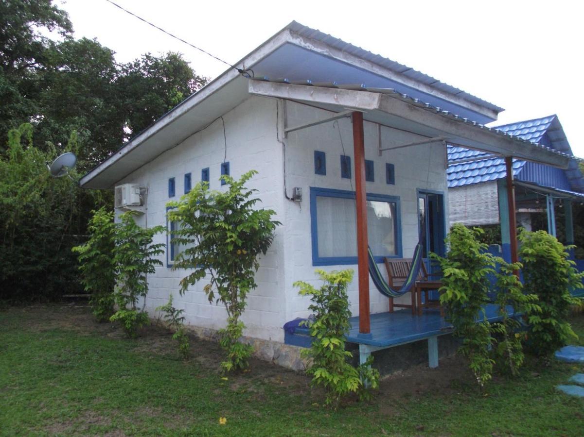 Tanjong Tinggi Cottage Sijuk Luaran gambar